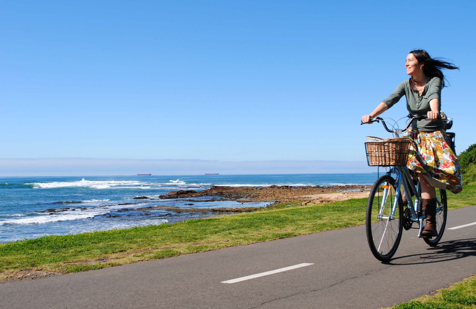 kate-on-bike